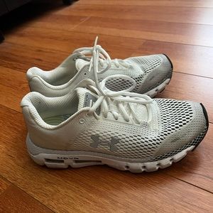 White Hurley Sneakers size 9